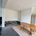 Comfortable Room In Redfield - Easy City Access