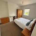Comfortable Room In Redfield - Easy City Access
